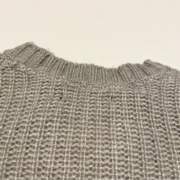 Ex-Girlfriend Womens Long Sleeve Sweater Cut Out Shoulders Size XL - Picture 10 of 16